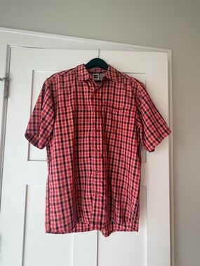 The North Face Red and Black Plaid Short-Sleeve Button-Down Shirt